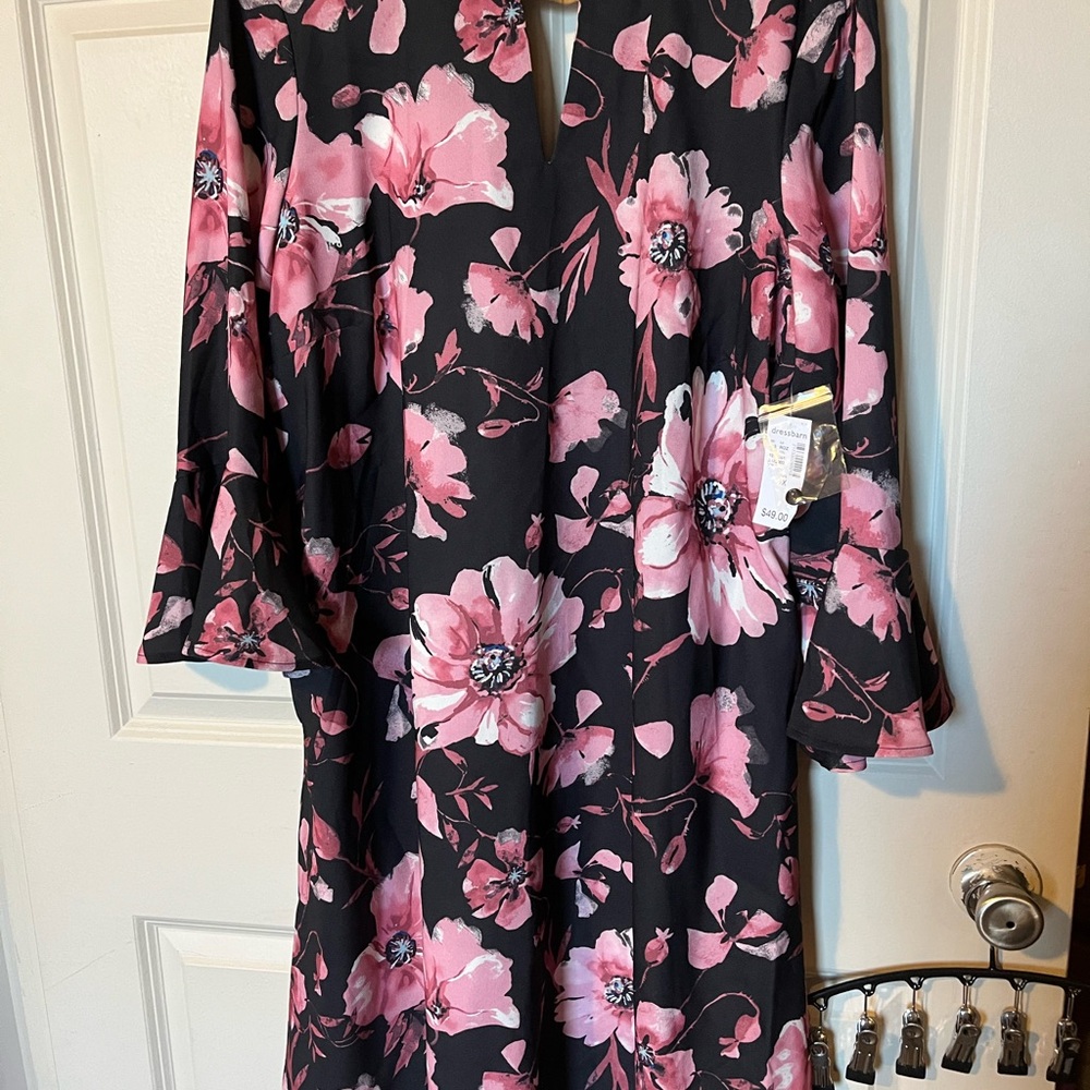 dressbarn Black and Pink Floral Long Sleeve Mid-Length Dress